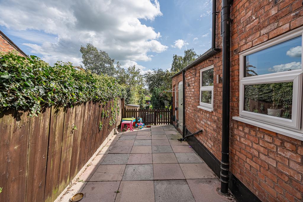 Gladstone Street, Winsford CW Estate Agents